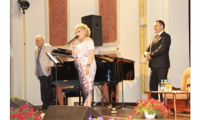 Înmnârea plachetei de cetațean de onoare compozitorului Horia Moculescu și participarea la spectacolul „Medalion de compozitor – Horia Moculescu 80" - 30 mai 2017