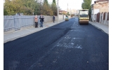 Primul strat de asfalt și pe strada Ion Basgan