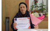 Primăria Municipiului Focșani continuă să premieze seniorii care au împlinit 90 de ani