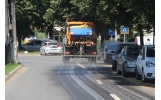 Odată cu revenirea temperaturilor caniculare, a fost reluată activitatea de împrospătare a bulevardelor și străzilor din oraș.